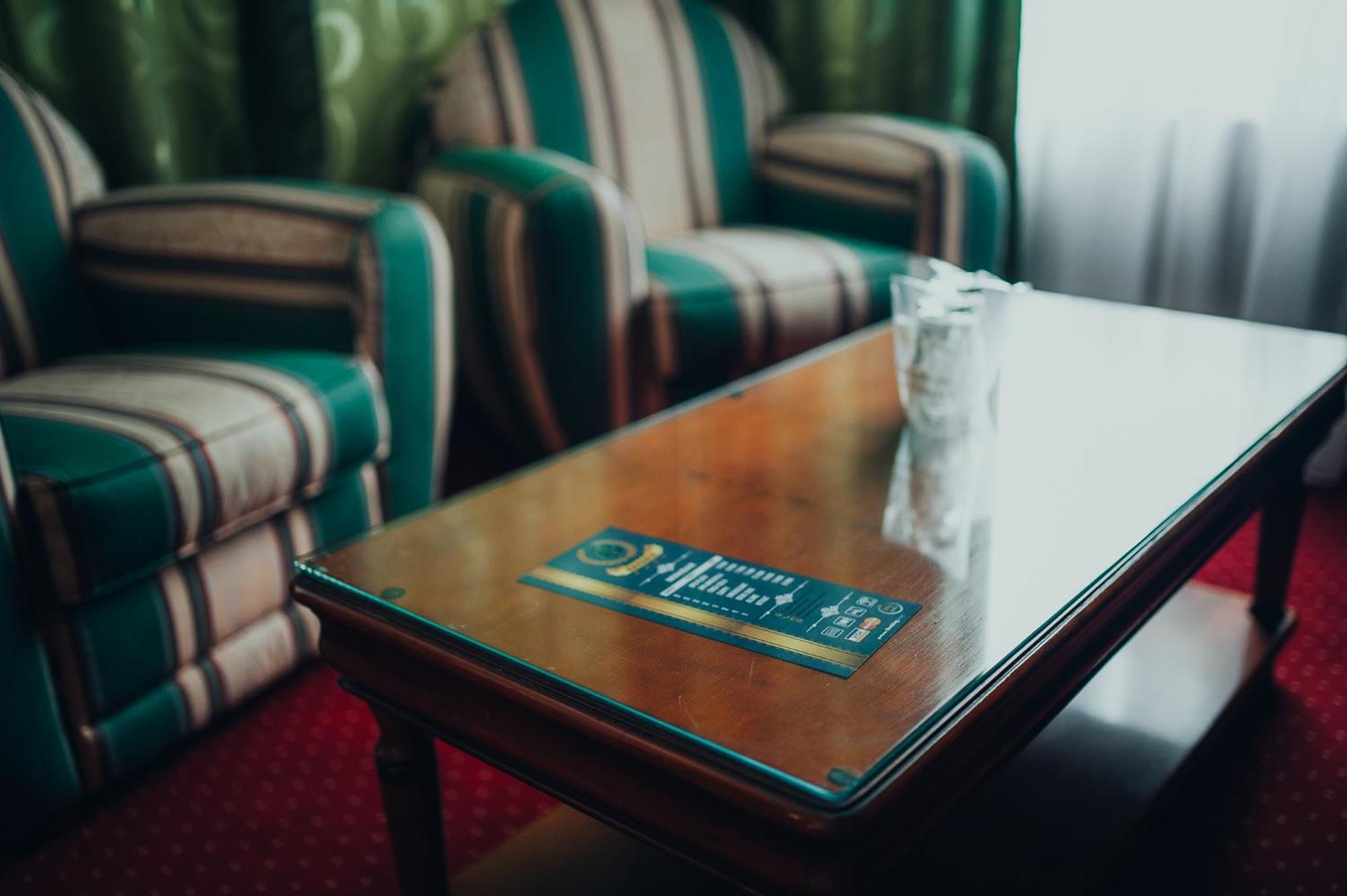 Hotel Bavaria كرايوفا المظهر الخارجي الصورة